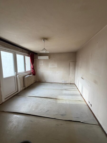 1 Decembrie, Piata Trapezului, 7 min. metrou,